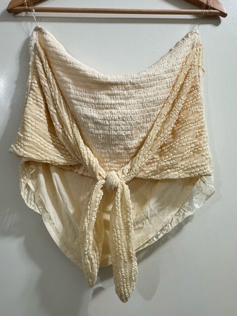 Boho Lace-Inset Cream Tank Top - Picture 3 of 8